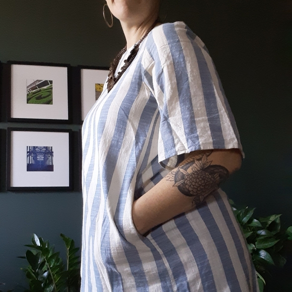 Blue and White Cotton Love In Tunic - Picture 3 of 13